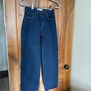 Aritzia Dark wash straight leg Jeans